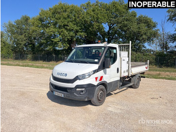 Utilitaire benne IVECO Daily