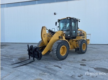 Chargeuse sur pneus CATERPILLAR 930M