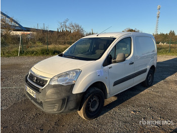 Véhicule utilitaire PEUGEOT Partner