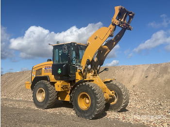 Chargeuse sur pneus CATERPILLAR 926M