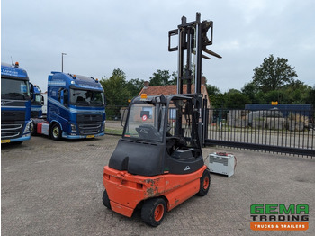 Linde E30 02 - 4058 uur - Duplex Mast - Volrubber Banden - Eurotron 80V-80A Oplader (M34) en leasing occasion Linde E30 02 - 4058 uur - Duplex Mast - Volrubber Banden - Eurotron 80V-80A Oplader (M34): photos 3