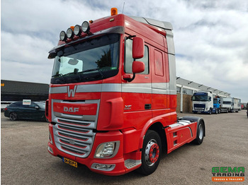 Tracteur routier DAF XF 460
