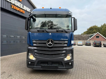 Tracteur routier Mercedes-Benz Actros 1940 4x2 Streamspace Spoilers 663.325KM: photos 4 Tracteur routier Mercedes-Benz Actros 1940 4x2 Streamspace Spoilers 663.325KM: photos 4