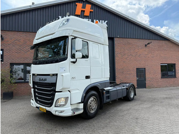 Tracteur routier DAF XF 460
