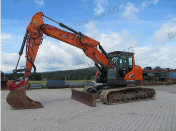 Pelle sur chenille DOOSAN DX235LCR-5