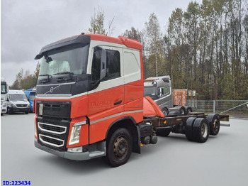 Châssis cabine VOLVO FH13 500