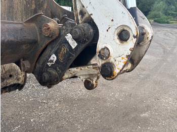 Pelle JCB 3CX: photos 5