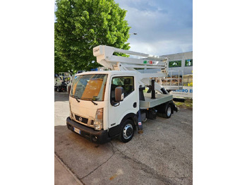 Camion avec nacelle COMET