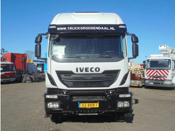 Camion hydrocureur Iveco Trakker 450 + Euro 5 + Zandzuiger + Manual + 6x4 + Remote: photos 2