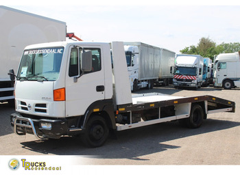 Camion porte-voitures NISSAN