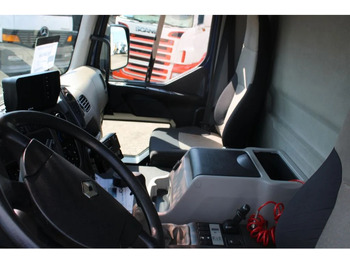 Camion frigorifique Renault Premium 280 + Euro 5 + Carrier Supra 950Mt + Dhollandia Lift: photos 4