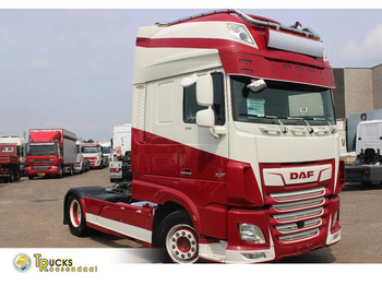Tracteur routier DAF XF 106 530