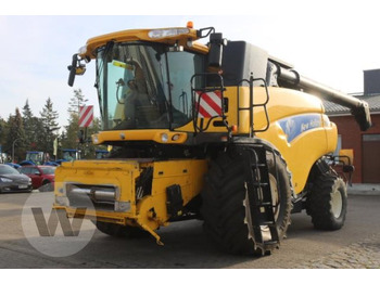Moissonneuse-batteuse NEW HOLLAND CR9090