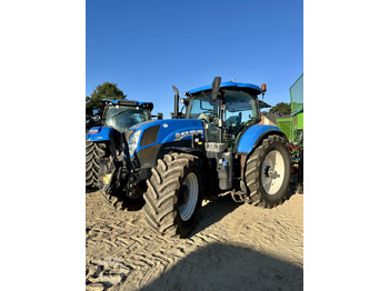 Tracteur agricole NEW HOLLAND T7.210