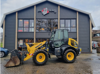 Chargeuse sur pneus KOMATSU WA100