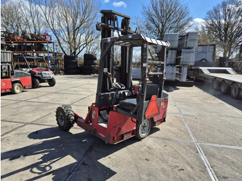 Chariot élévateur diesel MOFFET M4-25.3 forklift: photos 2