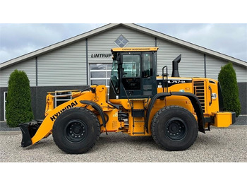 Chargeuse sur pneus HYUNDAI