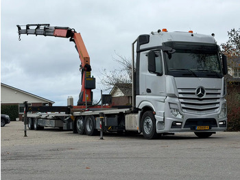 Camion grue MERCEDES-BENZ Actros 2640