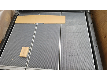 Radiateur CASE