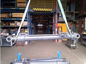 Vérin hydraulique DOOSAN