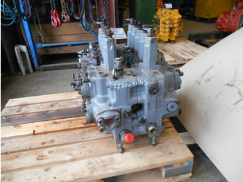 Valve hydraulique pour Engins de chantier Hitachi 4632973: photos 4