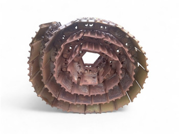 Chenille KOMATSU