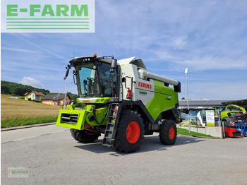 Moissonneuse-batteuse CLAAS