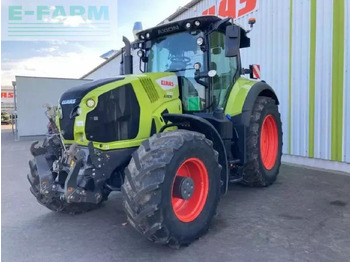 Tracteur agricole CLAAS Axion 830