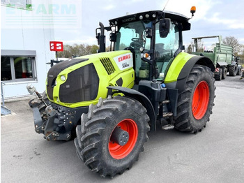 Tracteur agricole CLAAS Axion 830