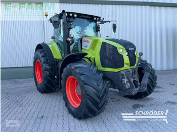 Tracteur agricole CLAAS Axion 870