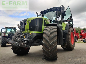Tracteur agricole CLAAS Axion 930
