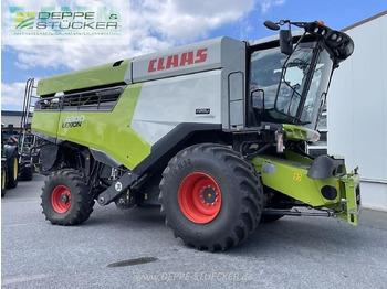 Moissonneuse-batteuse CLAAS Lexion