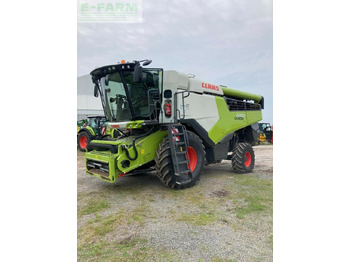 Moissonneuse-batteuse CLAAS Lexion 6700