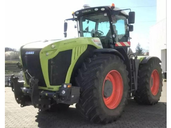 Tracteur agricole CLAAS Xerion 5000