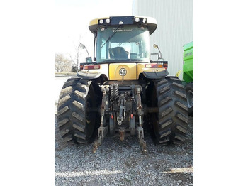 Tracteur agricole CHALLENGER