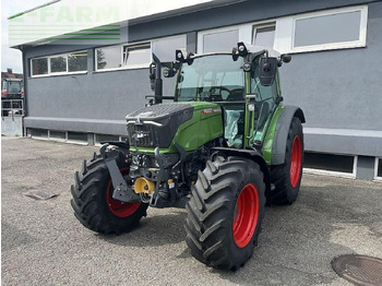 Tracteur agricole FENDT 211 Vario