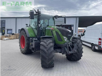 Tracteur agricole FENDT 724 Vario