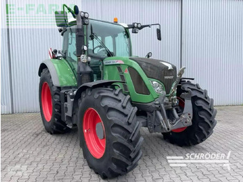 Tracteur agricole FENDT 724 Vario