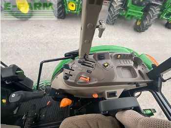 Tracteur agricole John Deere 5075 e: photos 5