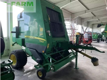 Presse à balles cubiques JOHN DEERE