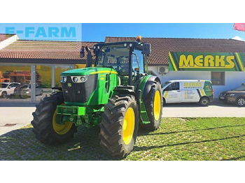 Tracteur agricole JOHN DEERE 6110RC