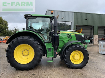 Tracteur agricole JOHN DEERE 6215R
