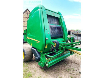 Presse à balles cubiques JOHN DEERE