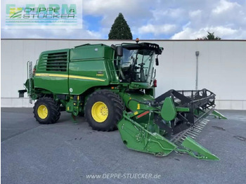Moissonneuse-batteuse JOHN DEERE T550