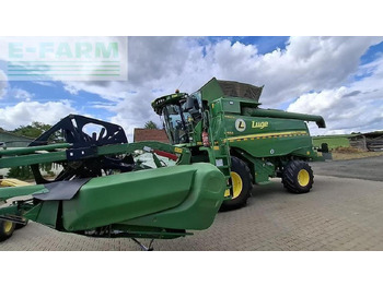 Moissonneuse-batteuse JOHN DEERE T560