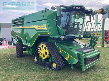 Moissonneuse-batteuse JOHN DEERE X9 Series