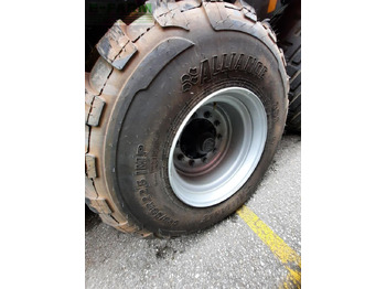 Presse à balles cubiques Massey Ferguson 2234xdtc: photos 4 Presse à balles cubiques Massey Ferguson 2234xdtc: photos 4