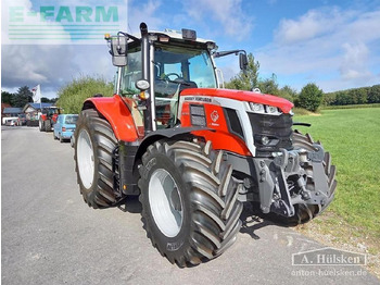 Tracteur agricole MASSEY FERGUSON 100 series