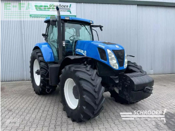 Tracteur agricole NEW HOLLAND T7.250