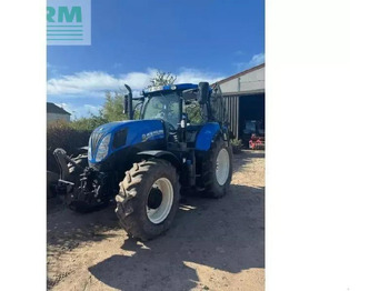 Tracteur agricole NEW HOLLAND T7